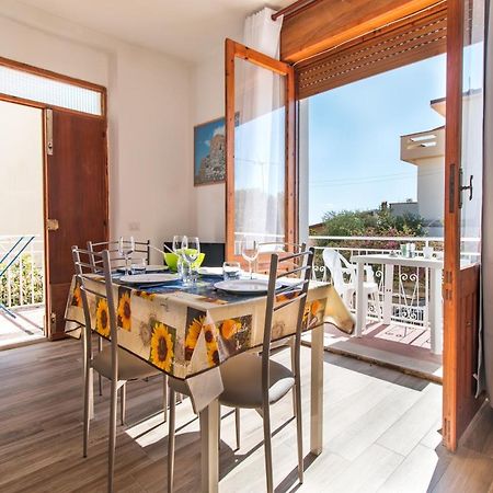 Casa Riccio Lejlighed Cala Gonone Eksteriør billede