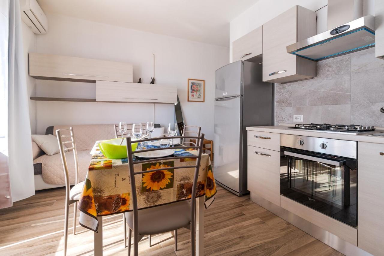 Casa Riccio Lejlighed Cala Gonone Eksteriør billede
